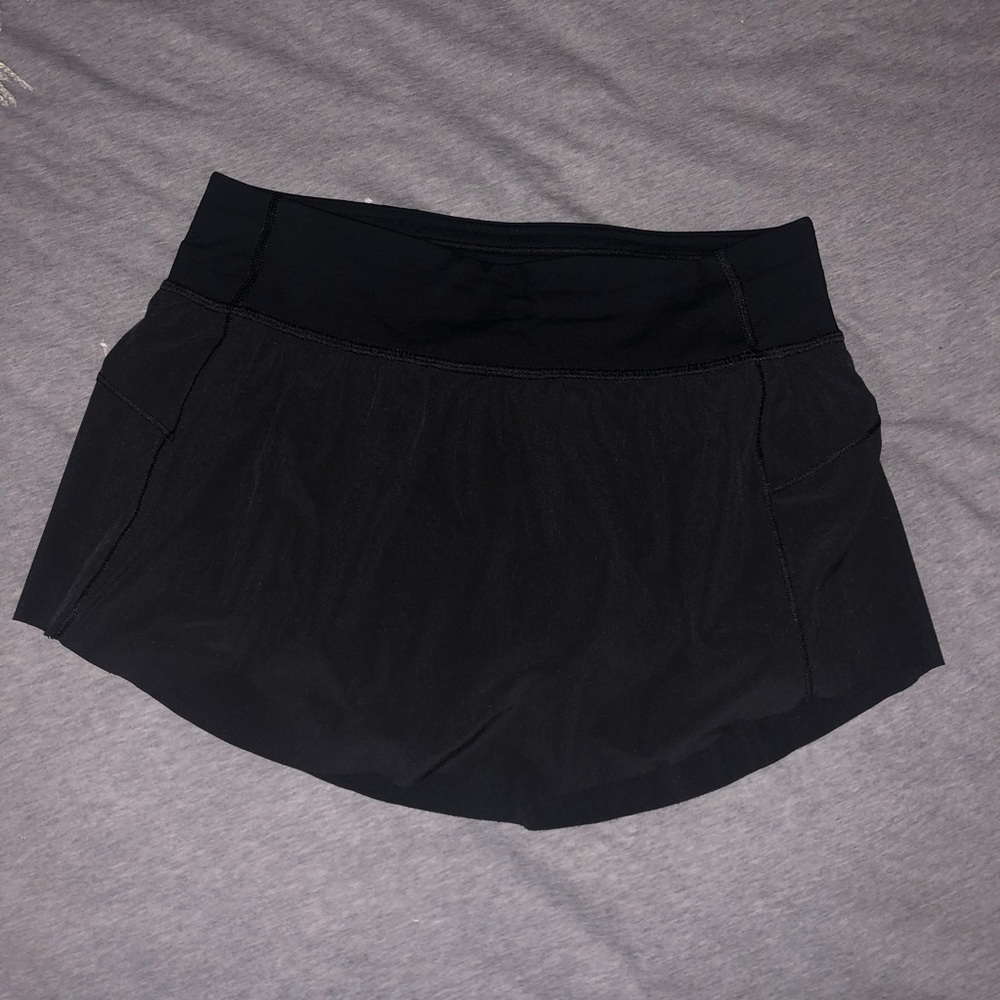 black lululemon tennis skirt